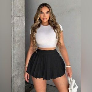 Brand new black pleated mini skirt  size M